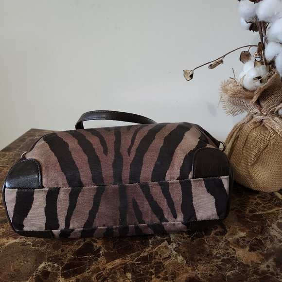 EUC Coach Satchel, animal print - Picture 8 of 12